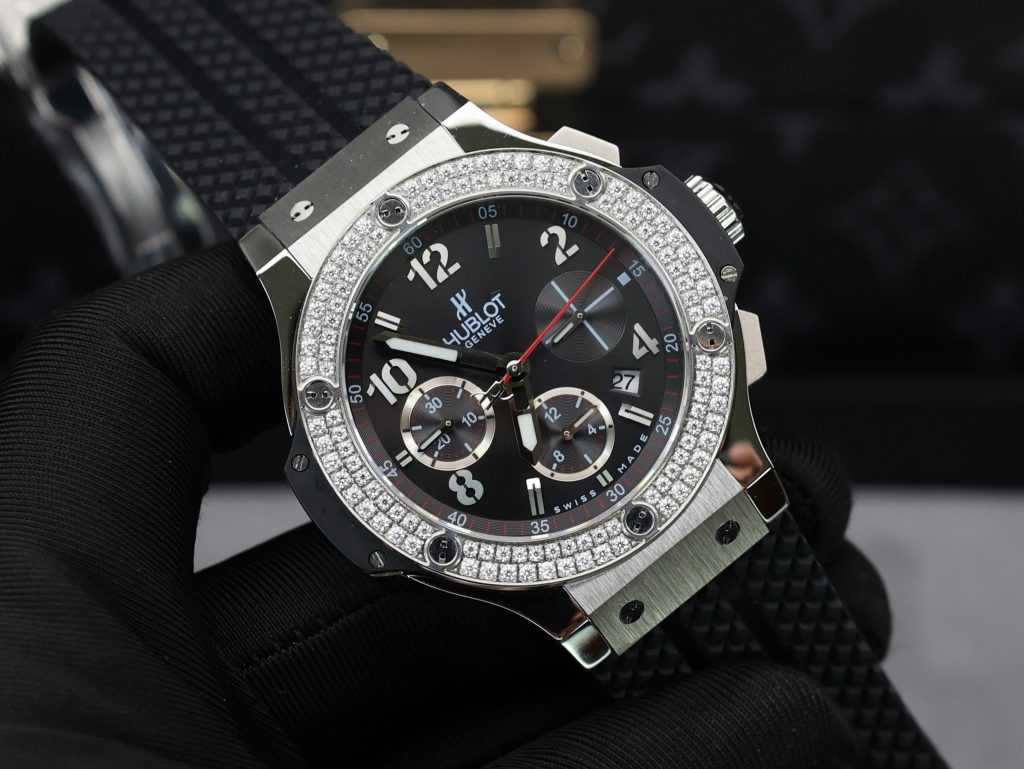 Hublot Big Bang Chronograph Black Dial Replica Watch Custom Moissanite Diamonds 44mm (2)