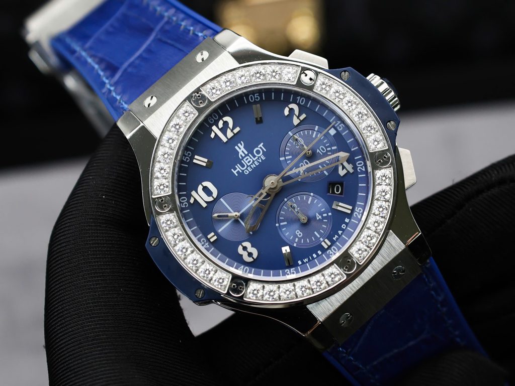 Hublot Big Bang Chronograph Blue Dial Replica Watches Custom Moissanite Diamonds 44mm (2)