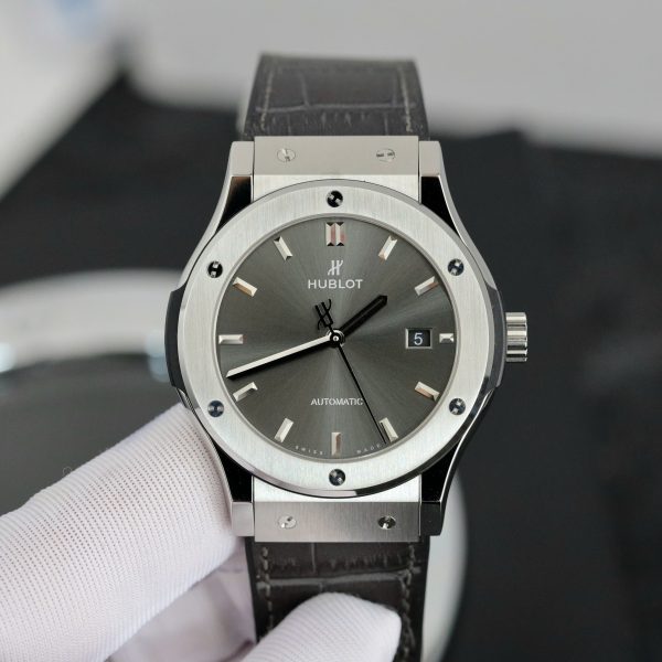 Hublot Classic Fusion Titanium Gray Dial Bes Replica Watch JJF Factory 2024 (1)