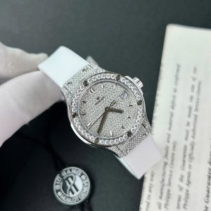 Hublot Replica Watch Customs Full Moissanite Diamonds Women's 33mm (1)