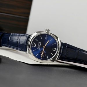 Panerai Radiomir Quaranta PAM01293 Replica 11 Watch Dial Blue 40mm (2)