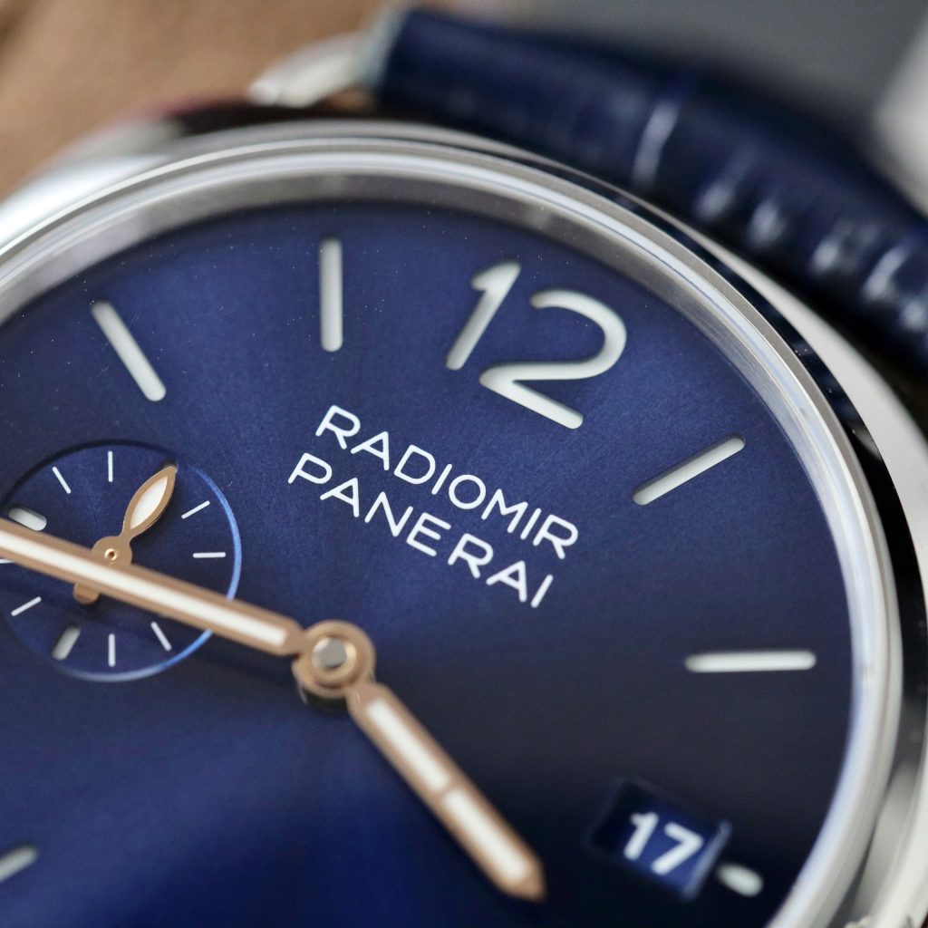 Panerai Radiomir Quaranta PAM01293 Replica 11 Watch Dial Blue 40mm (2)