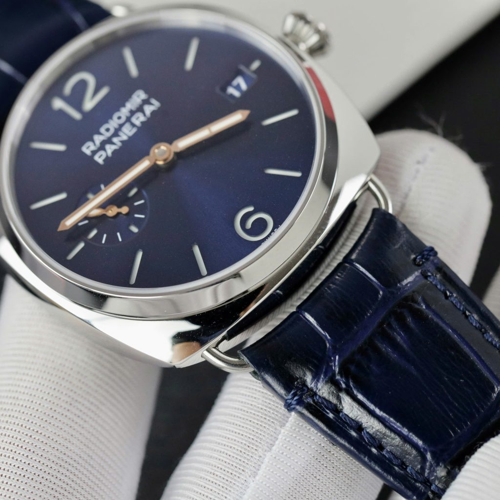 Panerai Radiomir Quaranta PAM01293 Replica 11 Watch Dial Blue 40mm (2)