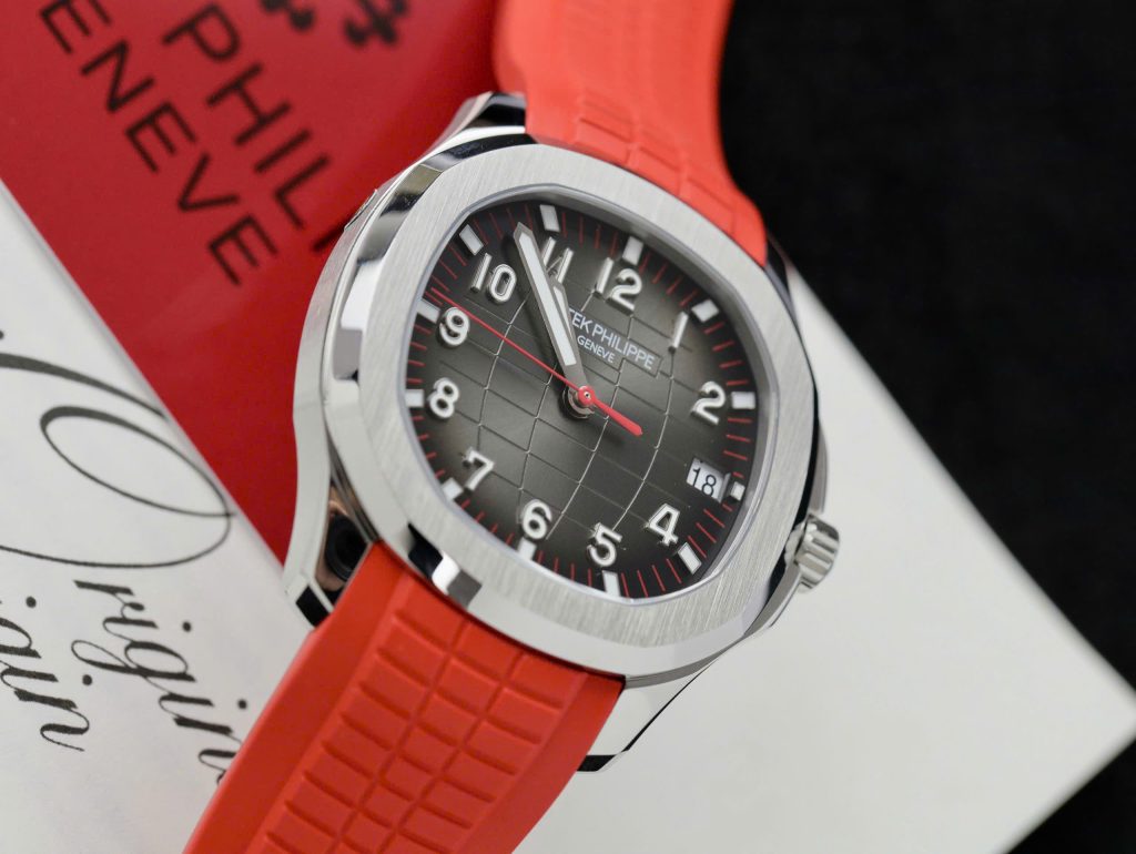 Patek Philippe Aquanaut 5167 Replica 11 Watch Red Rubber Strap 40mm (1)