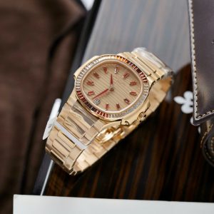 Patek Philippe Nautilus 7118-1300R Replica Watch Custom Gold Wrapped 35 (2)