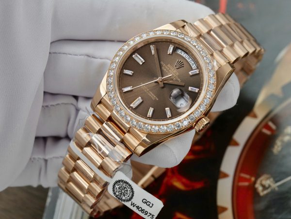 Rolex Day-Date Replica Watch Gold Wrapped Moissanite Diamonds Chocolate Dial GMF 40mm (10)