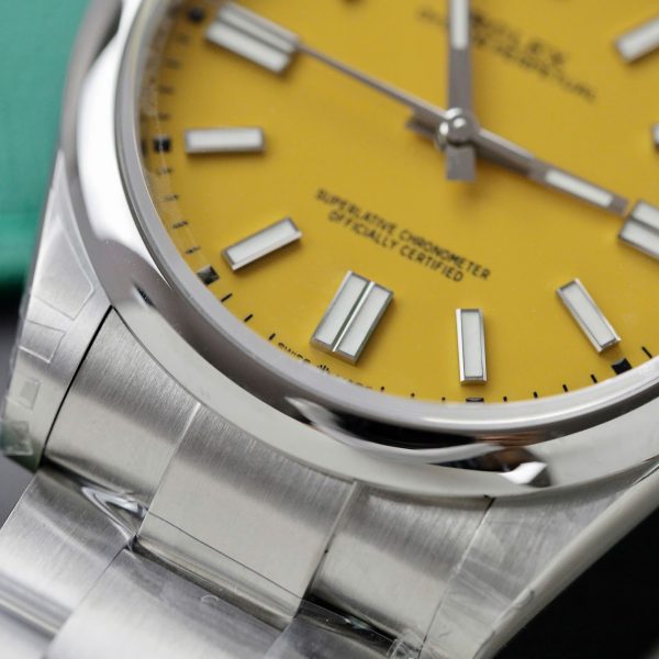 Rolex Oyster Perpetual 124300 Best Replica Watch Yellow Dial VS Factory 41mm (2)