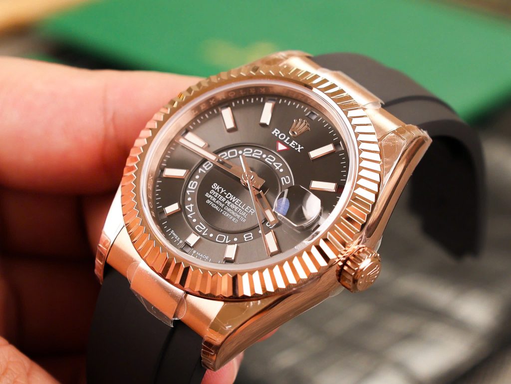 Rolex Sky-Dweller 326235 Rose Gold Replica 11 Watch Noob Factory 42mm (2)