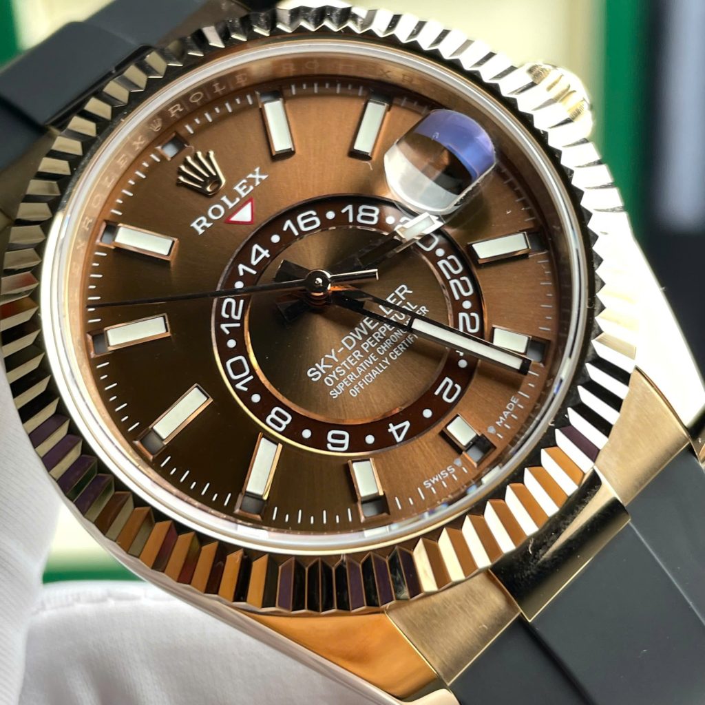 Rolex Sky-Dweller M336235 Replica Watch Gold Wrapped Chocolate Dial 42mm (2)