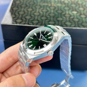 Vacheron Constantin Overseas 4500V Replica 11 Watch Green Dial 41mm (1)