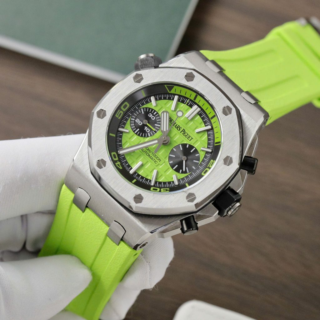 Audemars Piguet Royal Oak Offshore Diver Chronograph Replica 11 Watch Green 42mm (2)