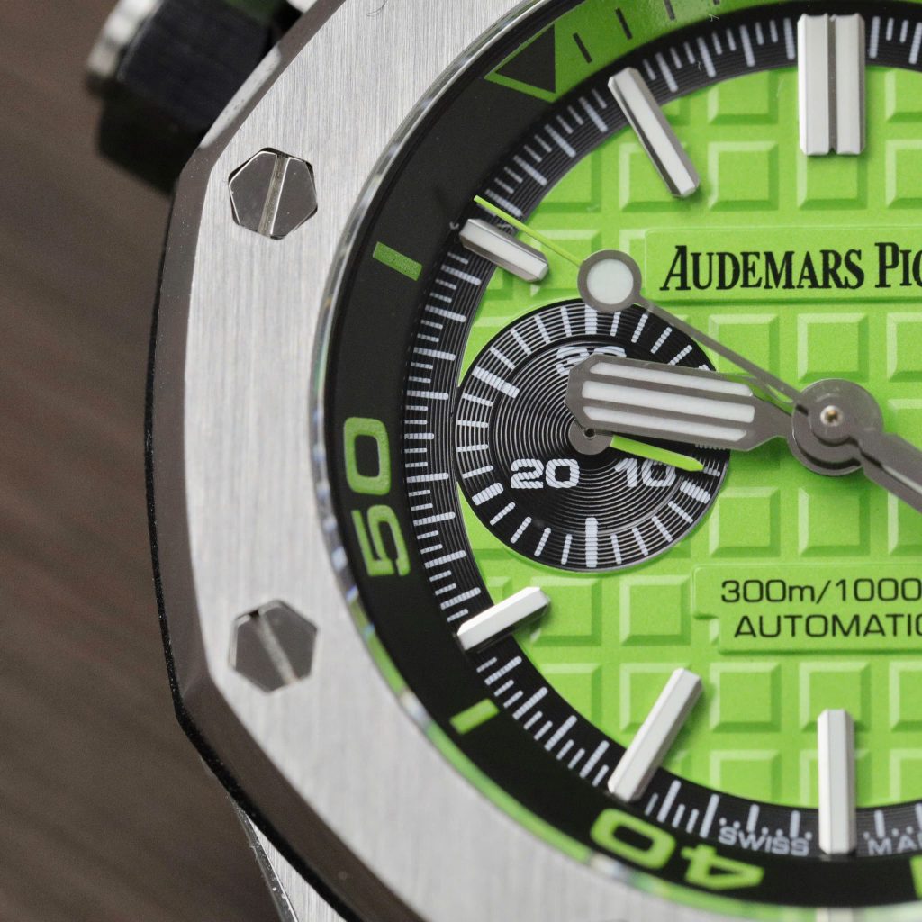 Audemars Piguet Royal Oak Offshore Diver Chronograph Replica 11 Watch Green 42mm (2)