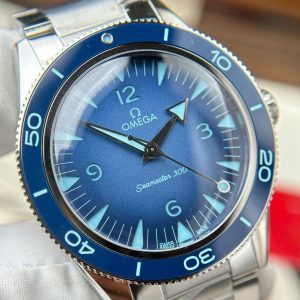 Omega Seamaster 300 Co-Axial Master Chronometer Summer Blue Replica Watch VS Factory 41mm (2)