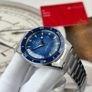 Omega Seamaster 300 Co-Axial Master Chronometer Summer Blue Replica Watch VS Factory 41mm (2)