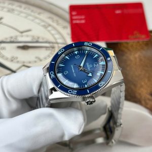 Omega Seamaster 300 Co-Axial Master Chronometer Summer Blue Replica Watch VS Factory 41mm (2)