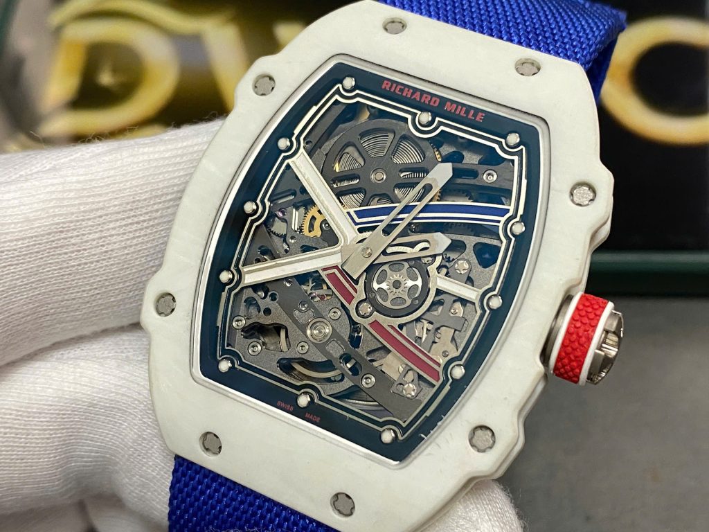 Richard Mille RM67-02 Best Replica Watch White Carbon Shell Custom Like Auth VVIP 38.7x47 (2)