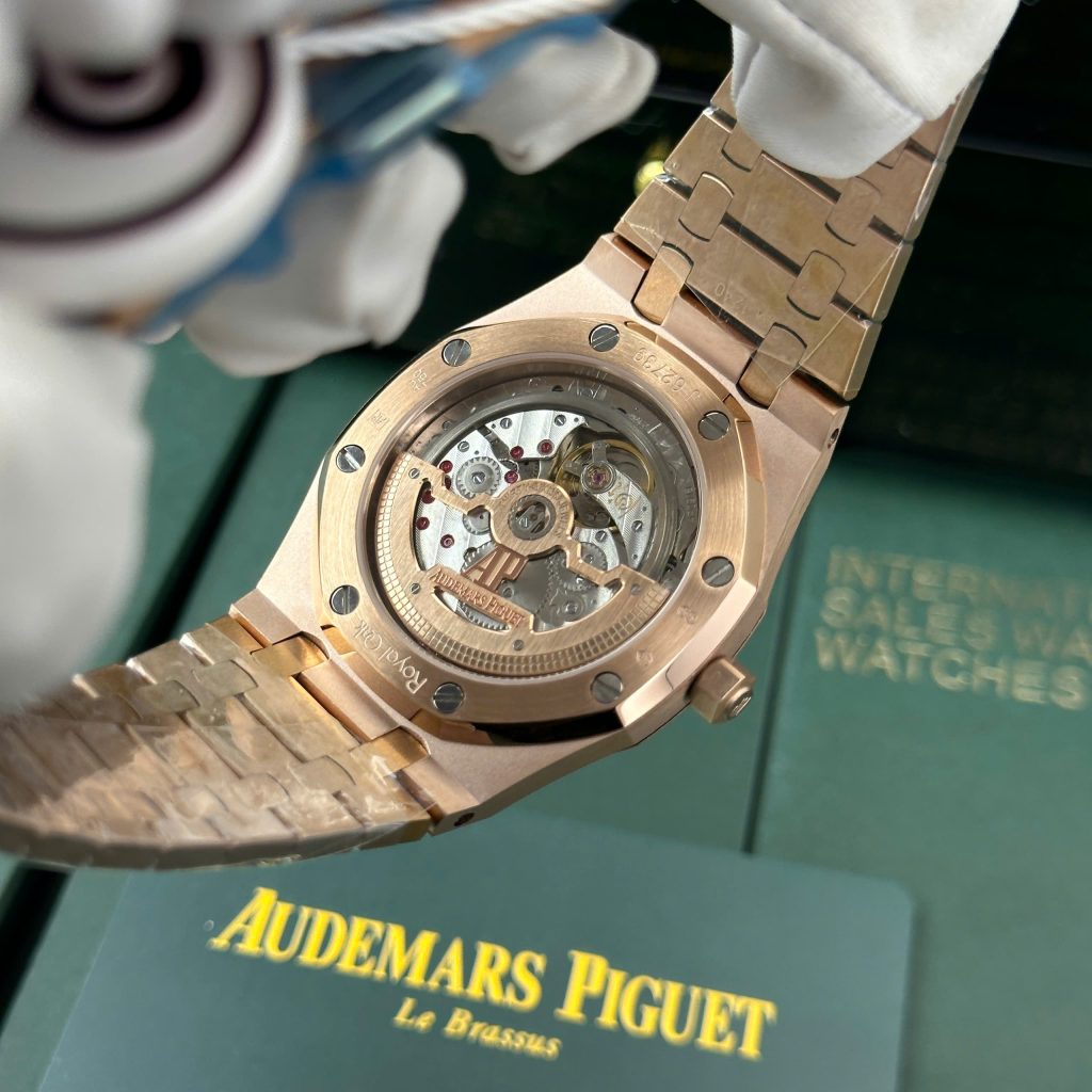 Audemars Piguet Royal Oak Jumbo Extra-Thin 15207OR Replica 11 Watches Black Dial IP Factory 39mm (1)