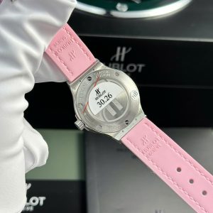 Hublot Classic Fusion Replica 11 Watch Pink Mother Of Pearl Dial 33mm (1)