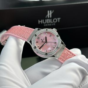 Hublot Classic Fusion Replica 11 Watch Pink Mother Of Pearl Dial 33mm (1)