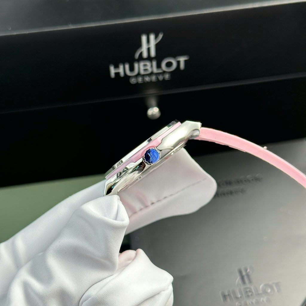 Hublot Classic Fusion Replica 11 Watch Pink Mother Of Pearl Dial 33mm (1)