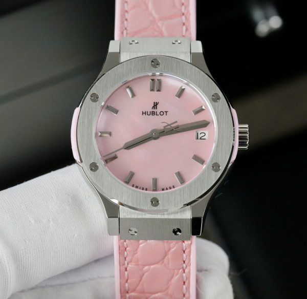 Hublot Classic Fusion Replica 11 Watch Womens Dial Mother Of Pearl Pink 33mm (2)